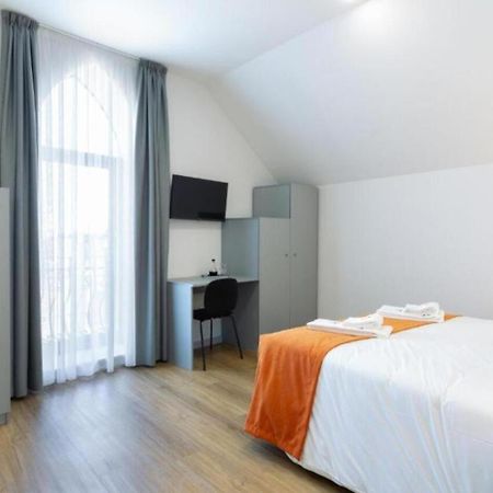 Serra Do Pilar Porto Suites Vila Nova de Gaia Exteriör bild