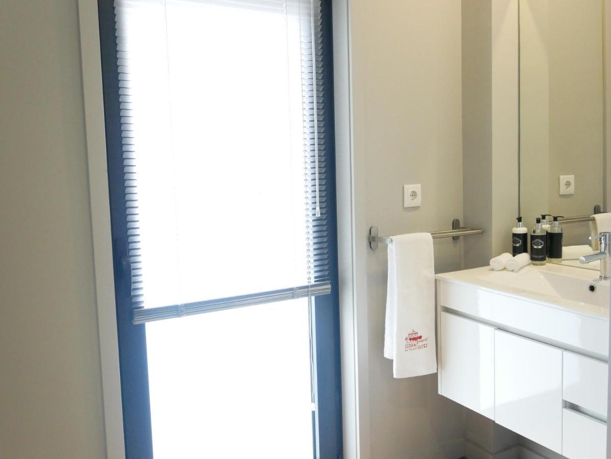 Serra Do Pilar Porto Suites Vila Nova de Gaia Exteriör bild