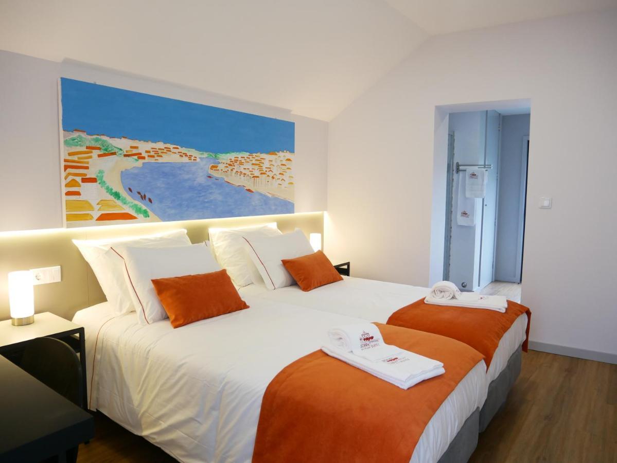 Serra Do Pilar Porto Suites Vila Nova de Gaia Exteriör bild