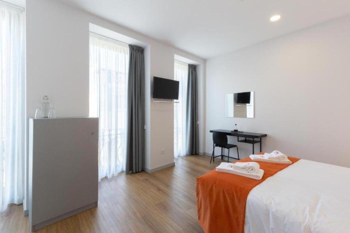 Serra Do Pilar Porto Suites Vila Nova de Gaia Exteriör bild