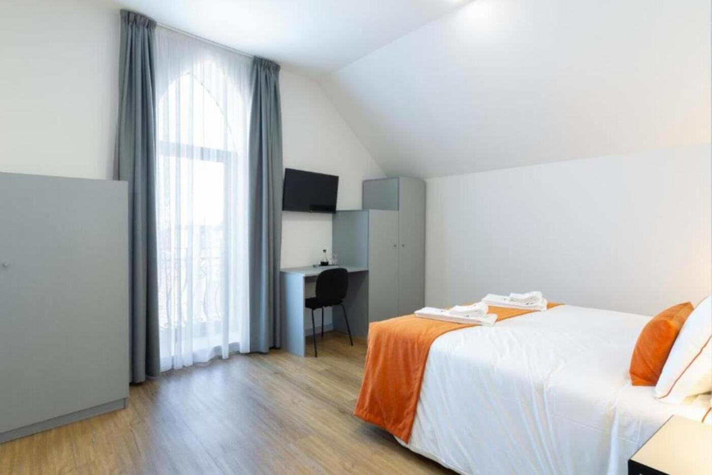 Serra Do Pilar Porto Suites Vila Nova de Gaia Exteriör bild